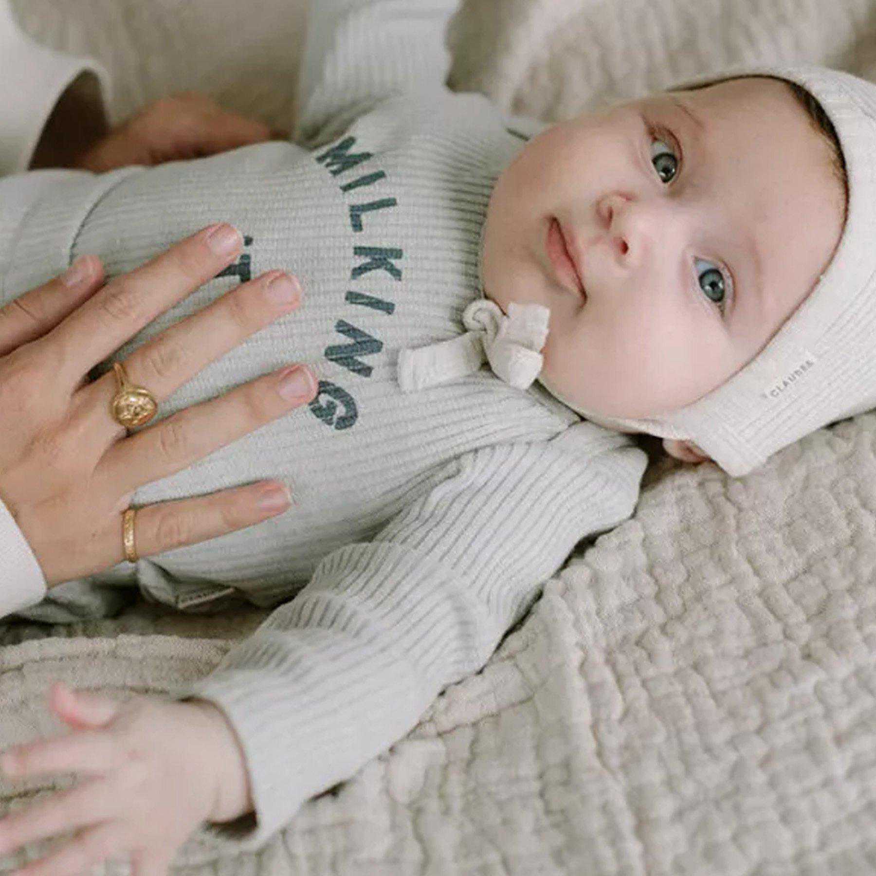 代怀产子包性别_助孕产子的包男孩,怀孕出血吃保胎灵片有用吗(怀孕出血吃有无